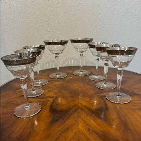 8 1950’s Glastonbury Lotus Rambler Rose Platinum Cordial -6 Champagne Co… - Picture 2 of 12